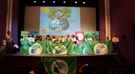 Município distinguido com bandeira ECOXXI e 14 escolas receberam bandeira Eco-escolas