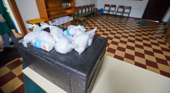 Município da Mealhada entrega refeições a alunos beneficiários do escalão A